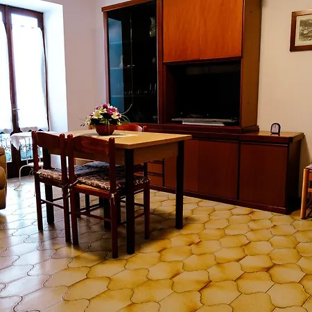 Appartamento La Casa Dei Perci Varenna Esterno foto